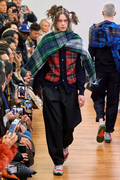 Look 36